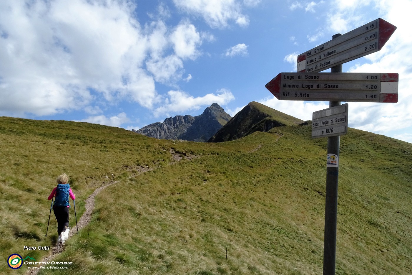 38 Alla Bocchetta Voghi di Sasso (1976 m).JPG